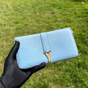 ❌SOLD❌authentic💯Yves Saint Laurent zipped wallet